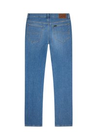 Μπλε τζιν παντελόνι από denim απλωμένο επίπεδα, με πίσω τσέπες, καφέ δερμάτινο έμβλημα Lee στη μέση και κλασικές ραφές.