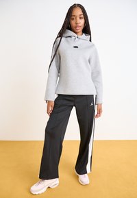 The North Face RELAXED HOODIE - Mikina - metallic silver heather