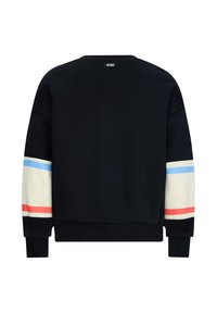 Czarny sweatshirt z długimi rękawami, z poziomymi paskami w kolorach niebieskim, czerwonym i kremowym na mankietach; ściągacz w pasie i klasyczny dekolt.
