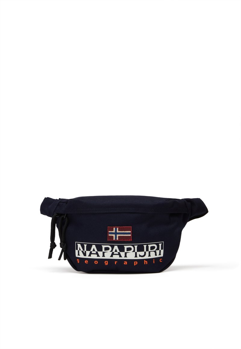 Námořnicky modrá látková ledvinka se zavíráním na stahovací šňůrku, s nášivkou norské vlajky a výrazným bílým logem "NAPAPIJRI" s oranžovými akcenty.