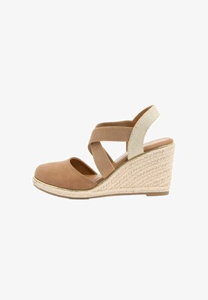 Lipsy, STANDARD WIDE FIT - CLOSED TOE ELASTIC CROSSOVER STRAP - Escarpins compensés - taupe