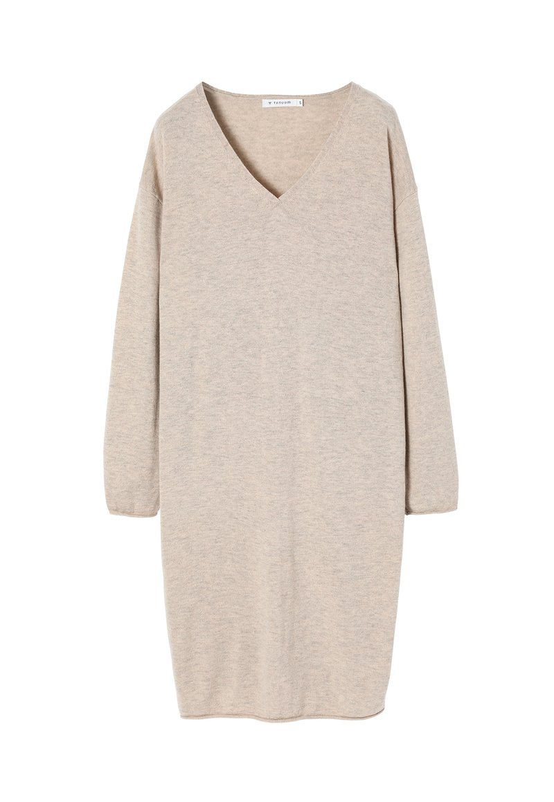 Beżowa dzianinowa sukienka z dekoltem w serek, długimi rękawami i luźnym krojem. Tkanina ma miękką fakturę i lekko melanżowy wygląd.