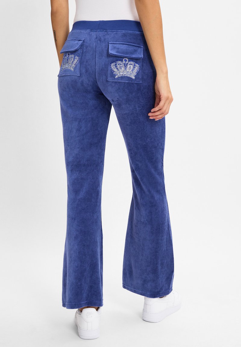 Juicy Couture HERITAGE CROWN CAISA Tracksuit bottoms blue