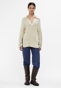 Object OBJGIKONI LOOSE - Jersey de punto - sandshell
