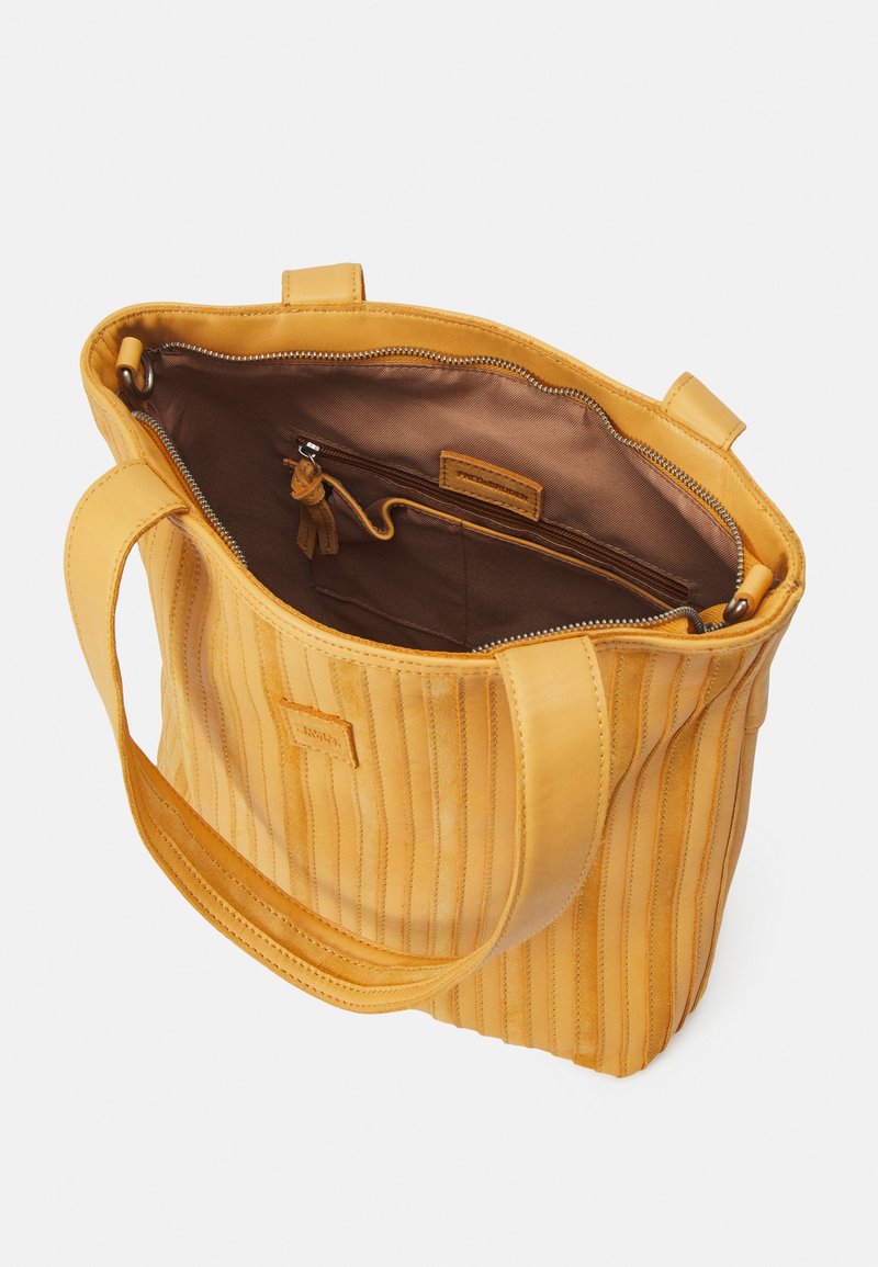 Fredsbruder Ravi Shopper Tote Bag Melon Orange Zalando Ie