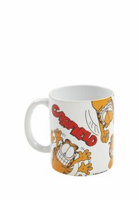 Tazza in ceramica bianca con immagini di cartone di un gatto con accenti arancioni e neri, testo rosso che scrive "GARFIELD" in un font giocoso.