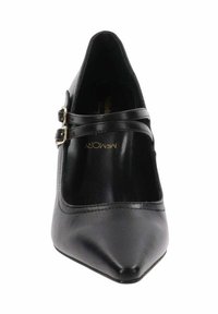Scarpa nera con tacco alto, punta affilata, materiale sintetico texturizzato e due cinturini regolabili alla caviglia con fibbie metalliche.