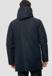 Námornícky modrý parka kabát s kapucňou, s hladkou štruktúrou, dlhými rukávmi a rovnými líniami, zobrazený z pohľadu zozadu.
