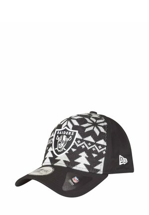 CHRISTMAS TRUCKER NFL TEAMS - Cap - oakland raiders