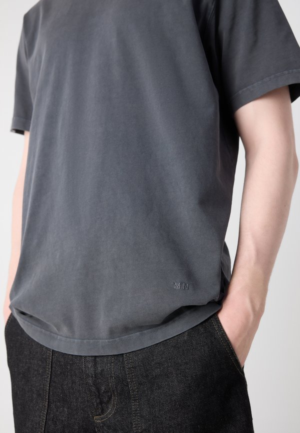 THORBJØRN TEE - Basic T-shirt3