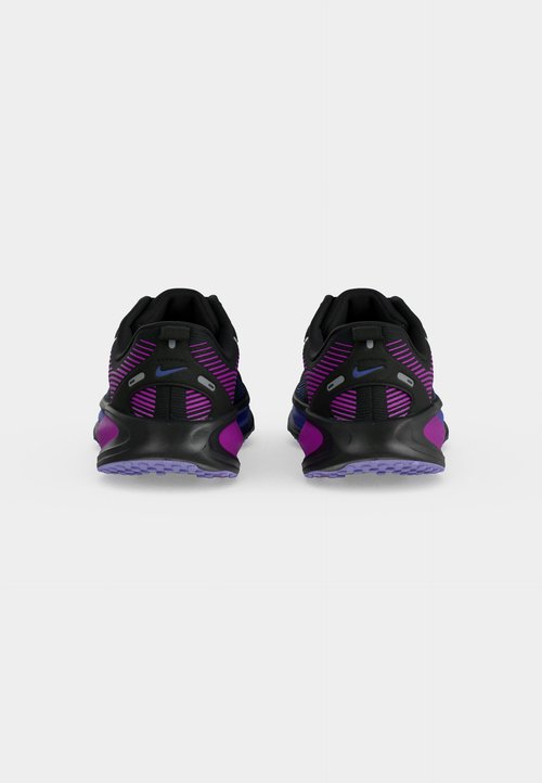 Nike VOMERO 18 UNISEX - Road running shoes - black/metallic silver-coloured/vivid purple/persian violet/purple pulse — foto 4
