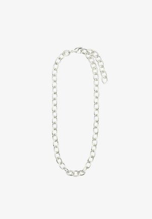 Sidabrinė grandinės apyrankė su didelėmis, tarpusavyje susijungusiomis petnešomis, turinčiomis blizgų paviršių ir užsegimą. Lygi tekstūra ir vienoda forma.