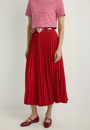 - Spódnica trapezowa