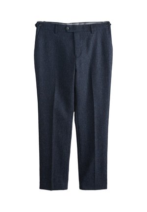 Villasegu seguga tumedast merevärvist püksid, millel on sirge sääre lõige, kaks esitaskut ja sirge esiosa kahe vööpaneelil oleva nööbiga.