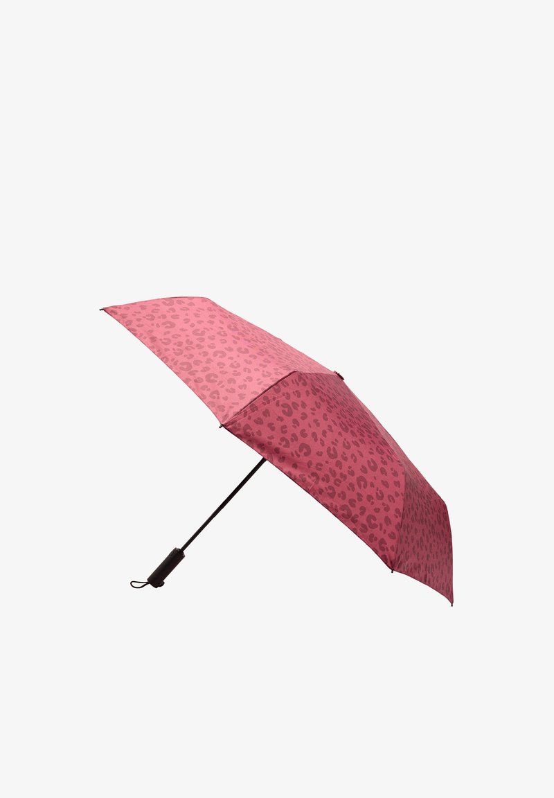 Różowy kompaktowy parasol z ciemnoróżowym wzorem w cętki lamparta i czarną rączką, pokazany otwarty na białym tle.