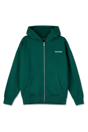 Grüne Zip-Hoodie aus Baumwolle mit Kängurutasche, gerippten Bündchen und einem weißen Logo auf der Brust.