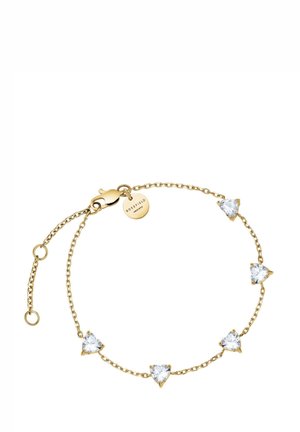 Złota bransoletka łańcuszkowa z pięcioma sercami w kształcie przezroczystych kamieni, z zapięciem na karabińczyk i okrągłym znakiem marki.