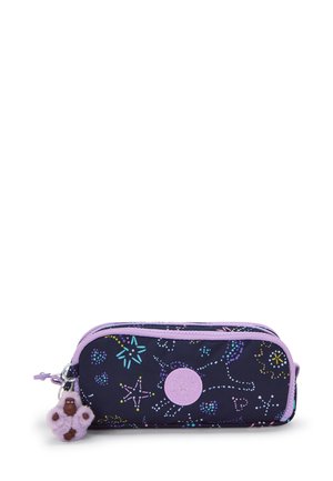 Astuccio con cerniera in tessuto blu scuro con motivi a stelle multicolori. Presenta una cerniera lavanda e un charm a forma di scimmia pelosa attaccato.