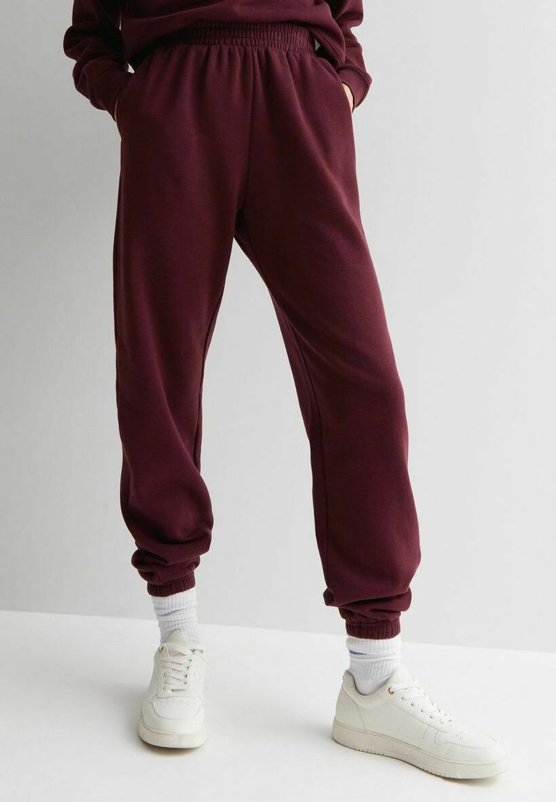 New Look CUFFED Tracksuit bottoms burgundy/red Zalando.de
