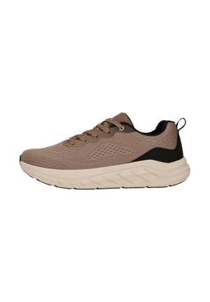 Lysebrun atletiksko med mesh-overdel, beige tyk sål, sort hælstøtte og matchende brune snørebånd, set fra siden.