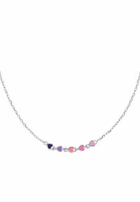 Zilveren ketting met zeven hartvormige bedels in gradient tinten van paars en roze, met een gladde afwerking en open schakels.
