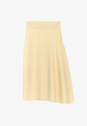 Jupe midi de couleur crème avec un ourlet asymétrique et une taille ajustée, fabriquée en tissu doux et lisse.