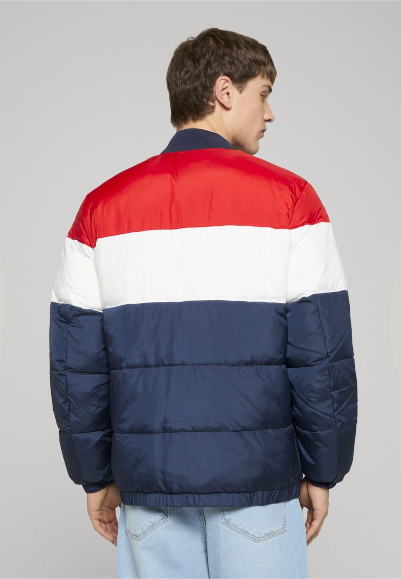 Tommy Jeans MULTI POCKET BOMBER - Zimní bunda - twilight navy/multi