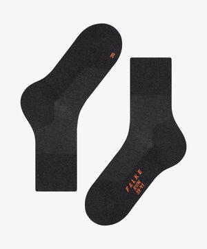 Dunkelgraue Socken mit strukturierter Oberfläche, geripptem Knöchelbund und verstärktem Zehenbereich. Mit orangefarbenem "R" und "FALKE RUN"-Markierung.