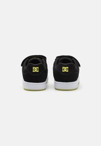DC Shoes MANTECA - Sportcipő - black/glow