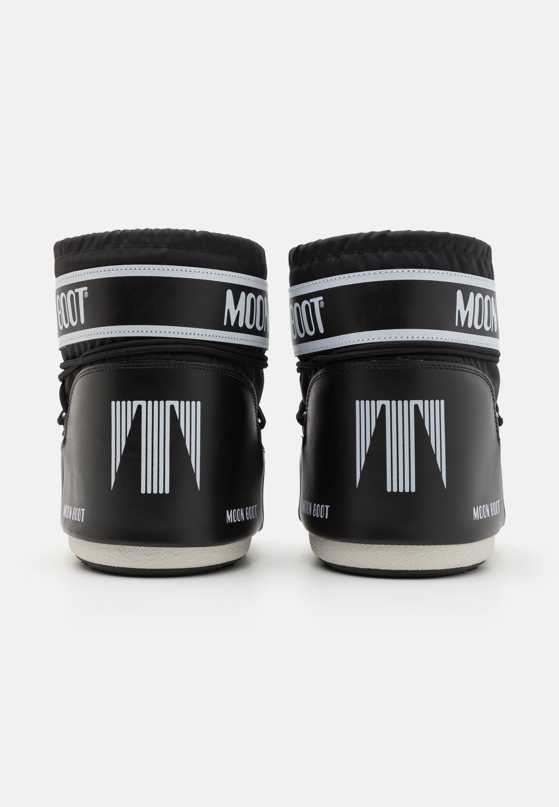 MOON BOOT Icon Low PVC  boots　ムーンブーツ MOON BOOT Icon Low PVC snow boots ムーンブーツ - メルカリ