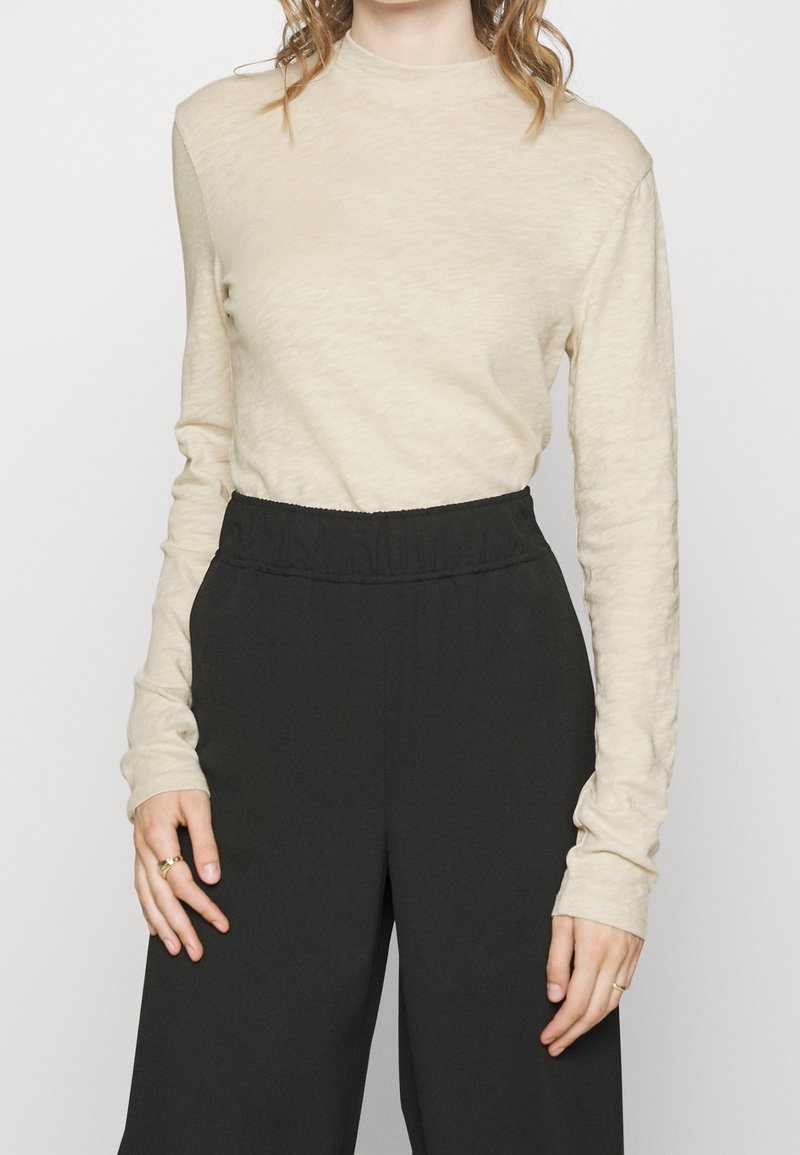 Marc O'Polo Langarmshirt - stone
