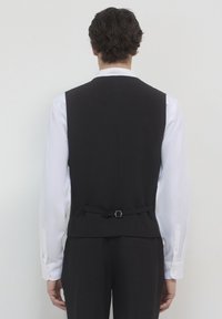 Thumbnail Image 3