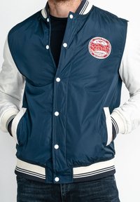 Petrol Industries Chaquetas bomber - blue