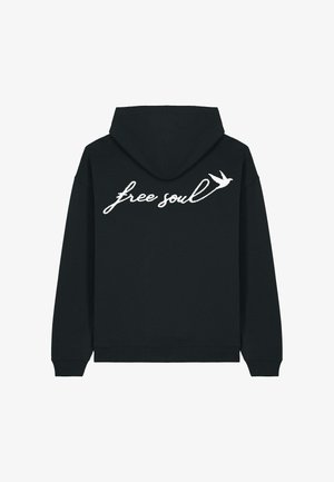 Fekete kapucnis pulóver, fehér írásos "free soul" felirattal és egy kis madár részlettel, texturált anyagból készült, bordázott mandzsettákkal.