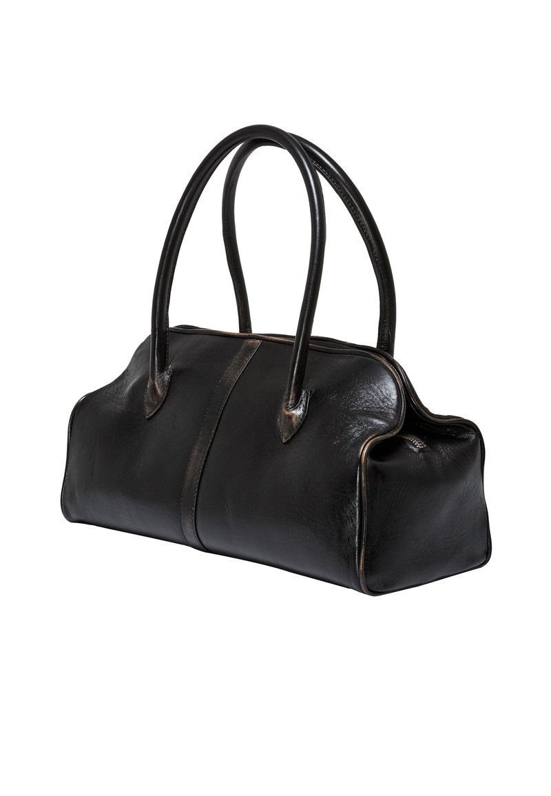 Borsa a tracolla in pelle nera con due manici rotondi, design elegante, texture morbida e cuciture visibili lungo i bordi. Nessun accento in metallo.