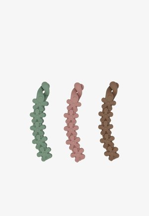 Tre mollette per capelli in silicone di colore verde, rosa e marrone, ognuna con un motivo floreale e una texture liscia, con estremità arrotondate per un utilizzo semplice.
