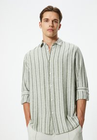 Koton LONG SLEEVE  - Camisa - khaki