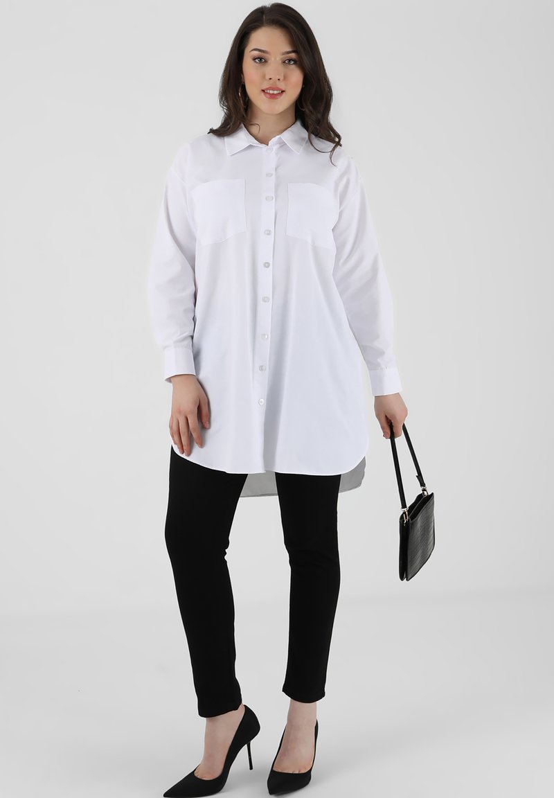 Modanisa PLUS SIZE ALIA Hemdbluse white/weiß Zalando.de