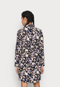 ICHI IHVera - Abito a camicia - heirloom lilac multi flower