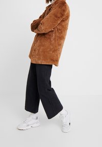ONLY Vinterfrakke - brown