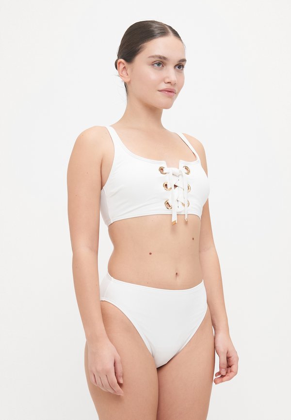 LACE UP - Bikini top3