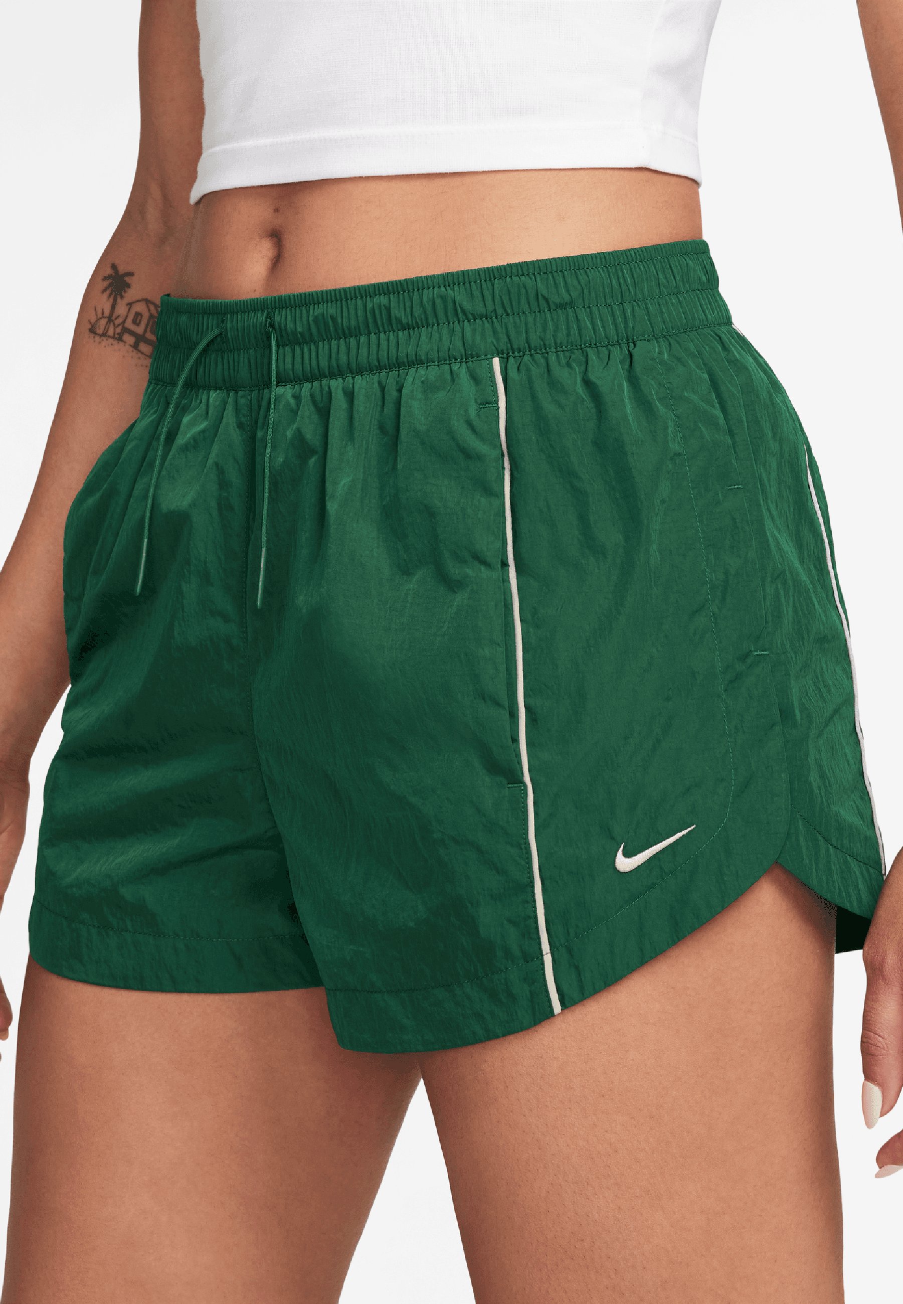 nike sportswear shorts green