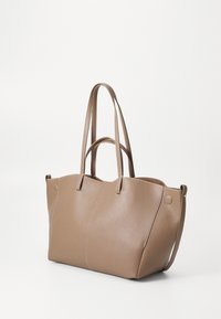 Call it Spring ALARAA SET taupe