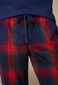 Next MOTIONFLEX COSY SET STANDARD - Nachtwäsche Set - blue orange check