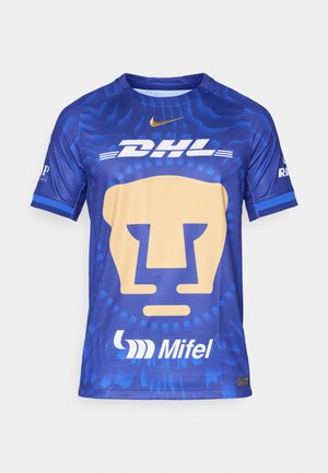 Sinine lühikeste varrukatega särk, millel on suur stiliseeritud lõvi nägu kuldses toonis, koos DHL ja Mifel logo, tekstuuriga kangaga ning ümmarguse kaelusega.