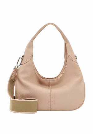 Sac à épaule en cuir rose pâle avec une forme incurvée, surface texturée et une bandoulière amovible. Présente des coutures minimales et une finition lisse.