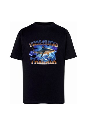 - T-shirt z nadrukiem