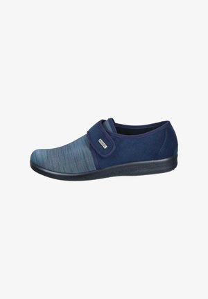Marineblaue Slipper aus weichem, strukturiertem Obermaterial mit einem abgestuften blauen Muster und einem verstellbaren Klettverschluss.