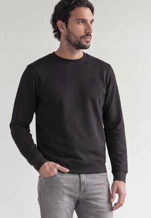 Street One MEN, SWEATSHIRT MIT RUNDHALS UND BADGEDETAIL - Sweatshirt - black