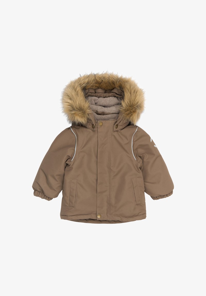 Brun isoleret jakke med hætte i kunstpels, elastiske manchetter og sidelommer. Har grå accenter og lukning med knapper foran.